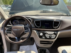 Used 2017  Chrysler Pacifica 4d Wagon Touring-L at Shook Auto Sales near New Philadelphia&comma; OH