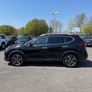 Used 2018 Nissan Rogue 4d SUV AWD SL at Royal Family Motors Alliance near Alliance, OH