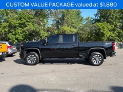 Used 2022  Chevrolet Silverado 2500HD 4WD Crew Cab 159" Custom at Drive Now Westlake near Westlake&comma; OH