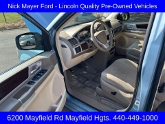 Used 2010 Chrysler Town & Country 4d Wagon Touring at Drive Now Westlake near Westlake, OH