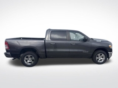 Used 2019  Ram 1500 Big Horn&sol;Lone Star 4x4 Crew Cab 5'7" Box at Drive Now Westlake near Westlake&comma; OH