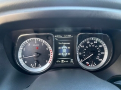 Used 2018  Nissan Titan 4x4 Crew Cab SV at Drive Now Westlake near Westlake&comma; OH