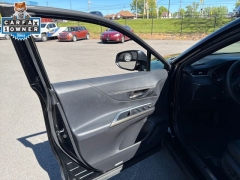 Used 2022  Toyota Venza AWD &lpar;Natl&rpar; at Drive Now Westlake near Westlake&comma; OH