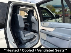 Used 2021  Lincoln Navigator L Black Label 4x4 at DriveNow Mayfield near Mayfield Heights&comma; OH