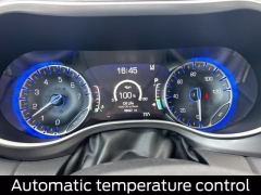 Used 2023  Chrysler Pacifica Touring L FWD at Drive Now Westlake near Westlake&comma; OH