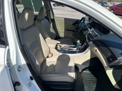 Used 2013  Honda Accord Sdn 4dr V6 Auto EX-L at Drive Now Westlake near Westlake&comma; OH