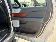 Used 2024  Lincoln Navigator L Black Label 4x4 at Drive Now Westlake near Westlake&comma; OH