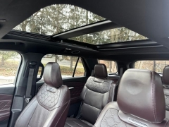 Used 2025  Ford Explorer Platinum 4WD at Drive Now Westlake near Westlake&comma; OH