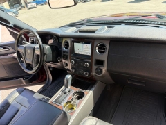 Used 2017  Ford Expedition EL 4d SUV 4WD Platinum at Drive Now Westlake near Westlake&comma; OH