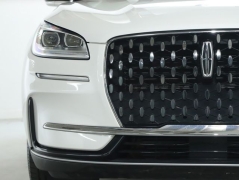 Used 2023  Lincoln Corsair Reserve FWD at DriveNow Mayfield near Mayfield Heights&comma; OH