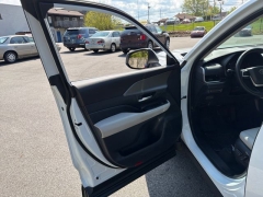 Used 2025  Toyota Grand Highlander Hybrid XLE AWD at DriveNow Mayfield near Mayfield Heights&comma; OH
