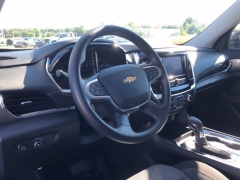 Used 2021  Chevrolet Traverse AWD 4dr LS w&sol;1LS at Drive Now Westlake near Westlake&comma; OH