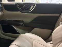 Used 2017  Lincoln Continental 4d Sedan AWD Select at Drive Now Westlake near Westlake&comma; OH