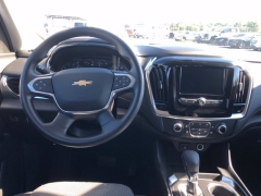 Used 2021  Chevrolet Traverse AWD 4dr LS w&sol;1LS at Drive Now Westlake near Westlake&comma; OH