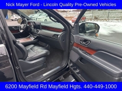 Used 2024  Lincoln Navigator L Premiere 4x4 at Drive Now Westlake near Westlake, OH