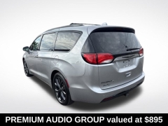 Used 2018  Chrysler Pacifica 4d Wagon Touring L at Drive Now Westlake near Westlake&comma; OH