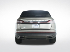 Used 2023  Lincoln Nautilus Standard AWD at DriveNow Mayfield near Mayfield Heights&comma; OH