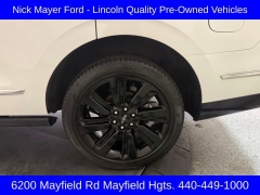 Used 2024  Lincoln Navigator Reserve 4x4 at DriveNow Mayfield near Mayfield Heights, OH