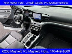 Used 2022  Ford Explorer XLT 4WD at Drive Now Westlake near Westlake&comma; OH
