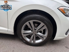 Used 2023  Volkswagen Jetta SE Auto at DriveNow Mayfield near Mayfield Heights&comma; OH
