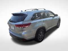 Used 2019  Toyota Highlander V6 AWD &lpar;Natl&rpar; at DriveNow Mayfield near Mayfield Heights&comma; OH