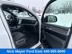 Used 2024  Jeep Wagoneer Series II 4x4 at Drive Now Westlake near Westlake&comma; OH