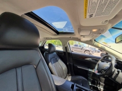 Used 2013  Lincoln MKZ 4dr Sdn FWD at Drive Now Westlake near Westlake&comma; OH