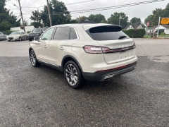 Used 2022  Lincoln Nautilus Reserve AWD at DriveNow Mayfield near Mayfield Heights&comma; OH