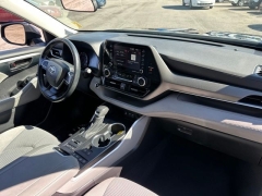 Used 2022  Toyota Highlander LE AWD at DriveNow Mayfield near Mayfield Heights&comma; OH