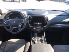 Used 2021  Chevrolet Traverse AWD 4dr LS w&sol;1LS at Drive Now Westlake near Westlake&comma; OH