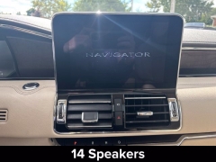 Used 2021  Lincoln Navigator Reserve 4x4 at Drive Now Westlake near Westlake&comma; OH