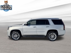 Used 2020  Cadillac Escalade 4d SUV 4WD Luxury at Drive Now Westlake near Westlake&comma; OH
