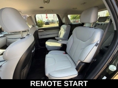 Used 2024  Hyundai Palisade SEL 7P AWD at Drive Now Westlake near Westlake&comma; OH