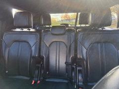 Used 2021  Ford Expedition Limited 4x4 at Drive Now Westlake near Westlake&comma; OH