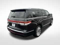 Used 2024  Lincoln Navigator L Premiere 4x4 at Drive Now Westlake near Westlake&comma; OH