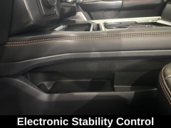 Used 2024  Ford Super Duty F-450 DRW 4WD Crew Cab 8' Box at Drive Now Westlake near Westlake&comma; OH