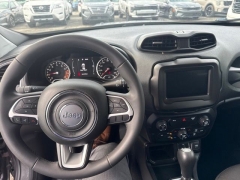 Used 2020  Jeep Renegade Latitude FWD at Drive Now Westlake near Westlake&comma; OH