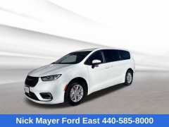 Used 2023  Chrysler Pacifica Touring L FWD at Drive Now Westlake near Westlake&comma; OH