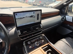Used 2024  Lincoln Navigator L Black Label 4x4 at Drive Now Westlake near Westlake&comma; OH