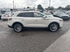 Used 2022  Lincoln Nautilus Reserve AWD at DriveNow Mayfield near Mayfield Heights&comma; OH