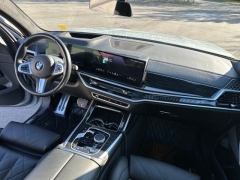 Used 2024  BMW X7 xDrive40i Sports Activity Vehicle at Drive Now Westlake near Westlake&comma; OH