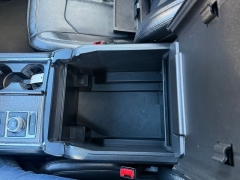 Used 2021  Ford Expedition Limited 4x4 at Drive Now Westlake near Westlake&comma; OH