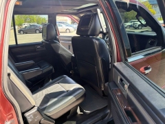 Used 2017  Ford Expedition EL 4d SUV 4WD Platinum at Drive Now Westlake near Westlake&comma; OH