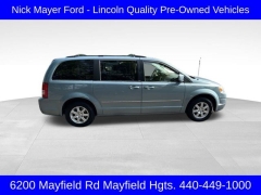 Used 2010 Chrysler Town & Country 4d Wagon Touring at Drive Now Westlake near Westlake, OH