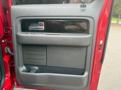 Used 2013  Ford F-150 4WD SuperCrew at Drive Now Westlake near Westlake&comma; OH