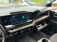 Used 2025  Chevrolet Silverado 1500 4WD Crew Cab 147" LT w&sol;1LT at Drive Now Westlake near Westlake&comma; OH