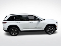 Used 2024  Jeep Grand Cherokee 4xe 4x4 at DriveNow Mayfield near Mayfield Heights&comma; OH