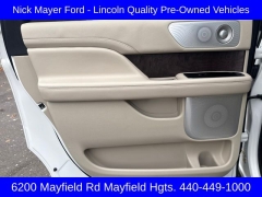 Used 2020  Lincoln Navigator L 4d SUV 4WD Reserve at Drive Now Westlake near Westlake&comma; OH