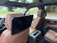 Used 2025  Chevrolet Suburban 4WD 4dr High Country at Drive Now Westlake near Westlake&comma; OH