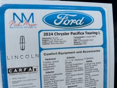 Used 2024  Chrysler Pacifica Touring L FWD at DriveNow Mayfield near Mayfield Heights&comma; OH